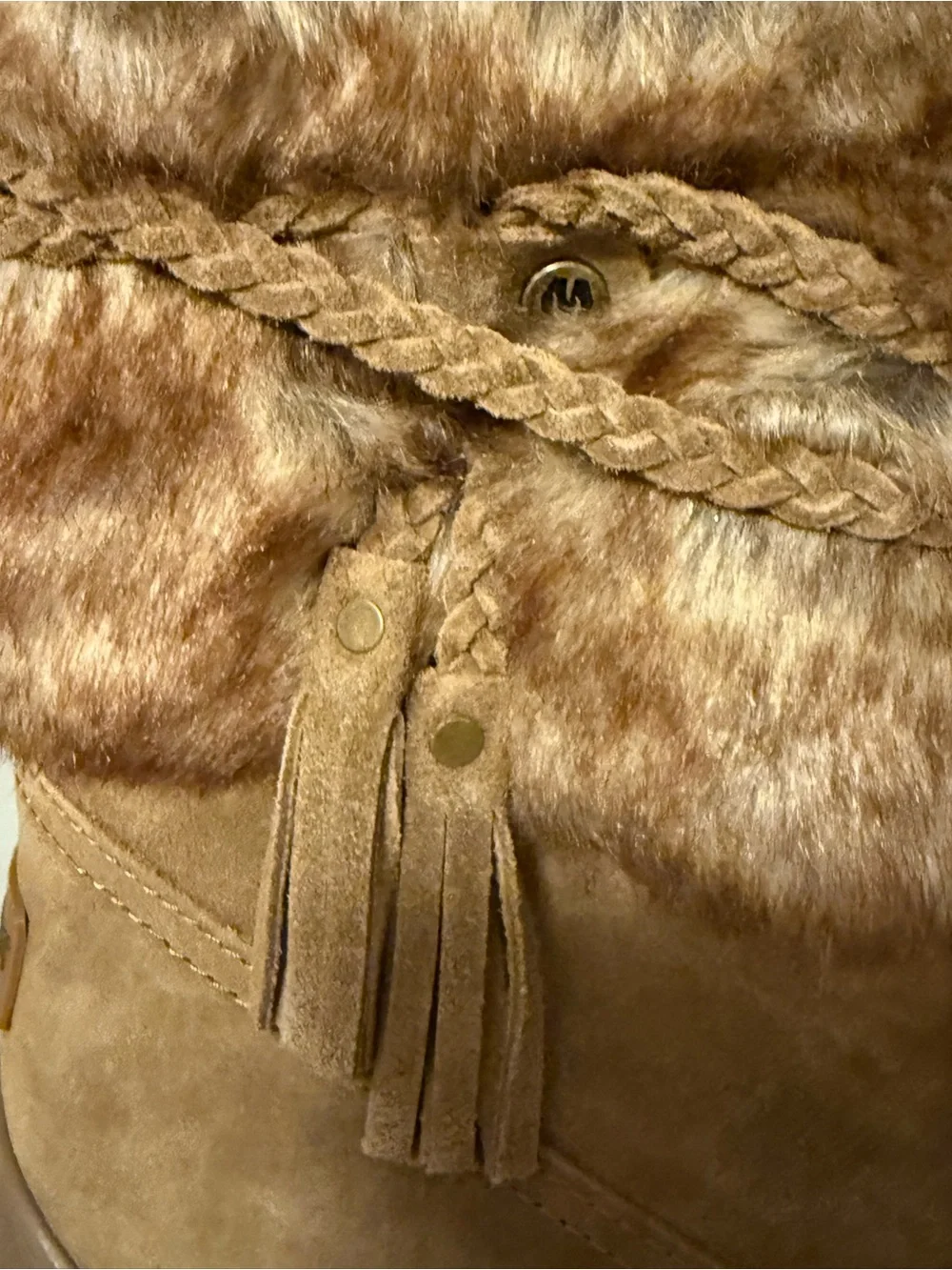 Minnetonka Tan Faux-Fur Cuff Suede Leather Winter Boots with Tassel Detail